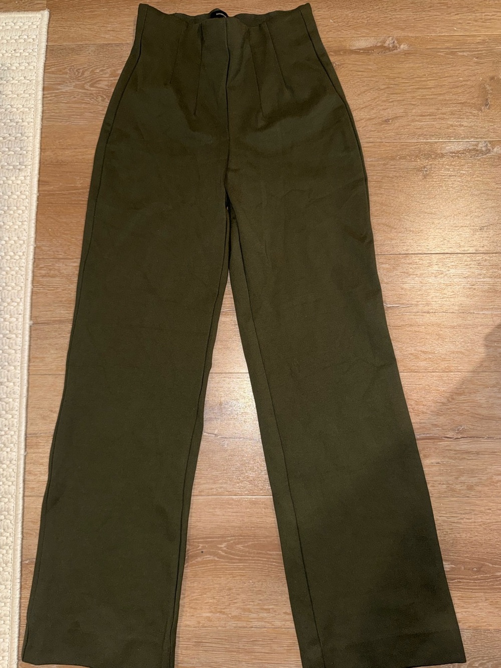 High-Rise Olive Green women’s Trousers